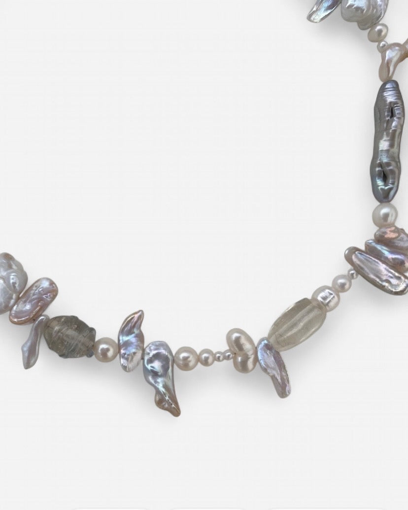 Spiky Silver Pearl Choker