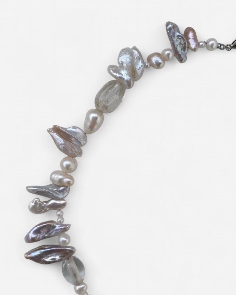 Spiky Silver Pearl Choker