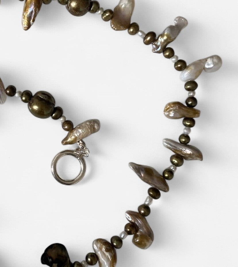 Black and Gold Necklace